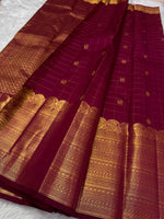 Load image into Gallery viewer, Classic Berry Pink Elegance Kanjivaram Handloom Silk Saree SS23371
