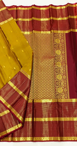 Load image into Gallery viewer, Classic Mustard &amp; Maroon 2gm Zari Vaira Oosi Elegance Kanchipuram Handloom Silk Saree SS25336
