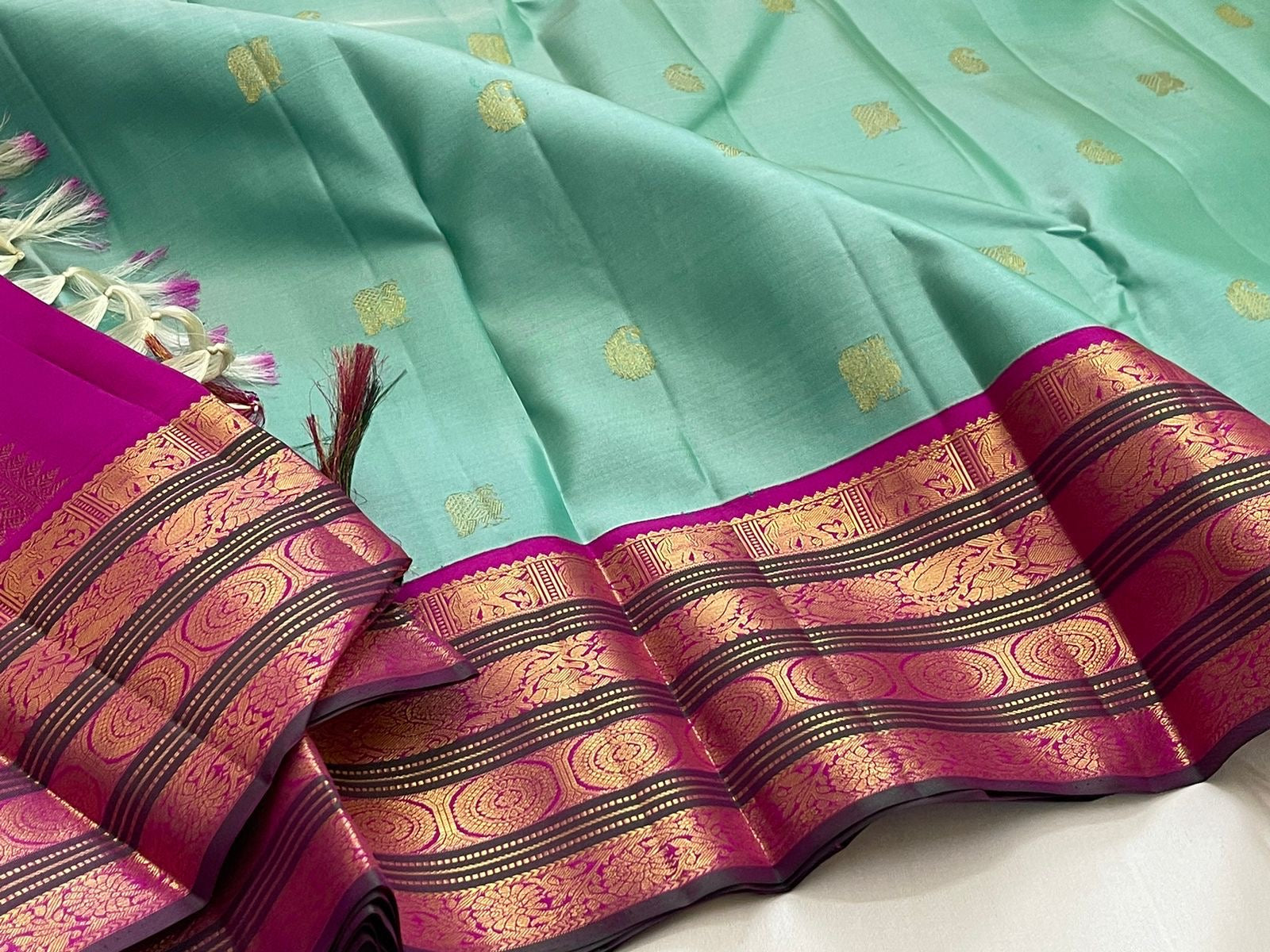 Classic Sea Green & Ruby Pink 1gm Zari Elegance Kanchipuram Handloom Silk Saree SS25275