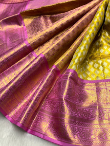 Classic Gold & Pinkish Purple 2gm Zari Bridal Elegance Kanchipuram Handloom Silk Saree SS25283