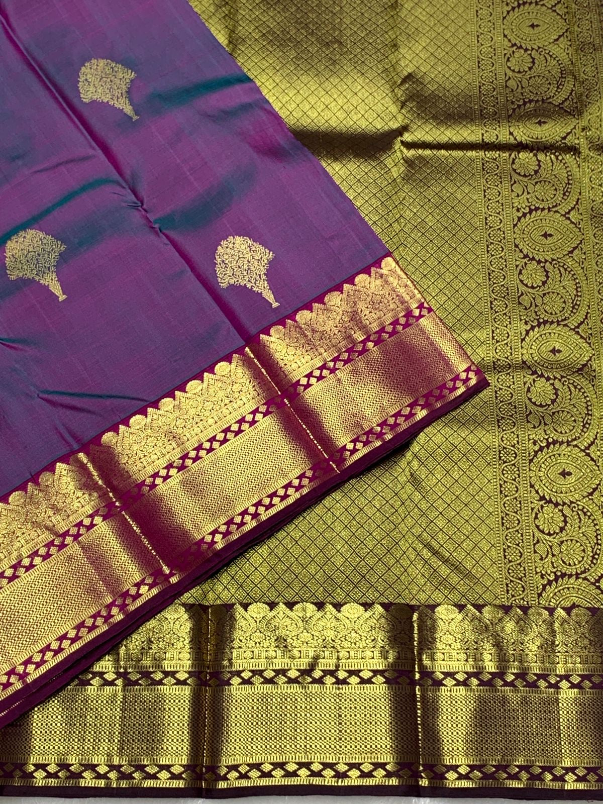 Classic Jam Purple & Plum 2gm Zari Kanchipuram Handloom Silk Saree SS25986