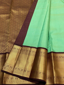 Classic Sea Green & Dark Chocolate Brown 1gm Zari Vaira Oosi Checks Elegance Kanchipuram Handloom Silk Saree SS25498