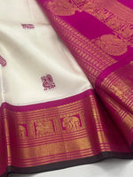 Load image into Gallery viewer, Classic Dreamy White &amp; Floral Pink 2gm Zari Elegance Kanchipuram Handloom Silk Saree SS27175
