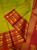 Load image into Gallery viewer, Classic Spring Green &amp; Brick Orange Red 2gm Zari Elegance Kanchipuram Handloom Silk Saree SS27953

