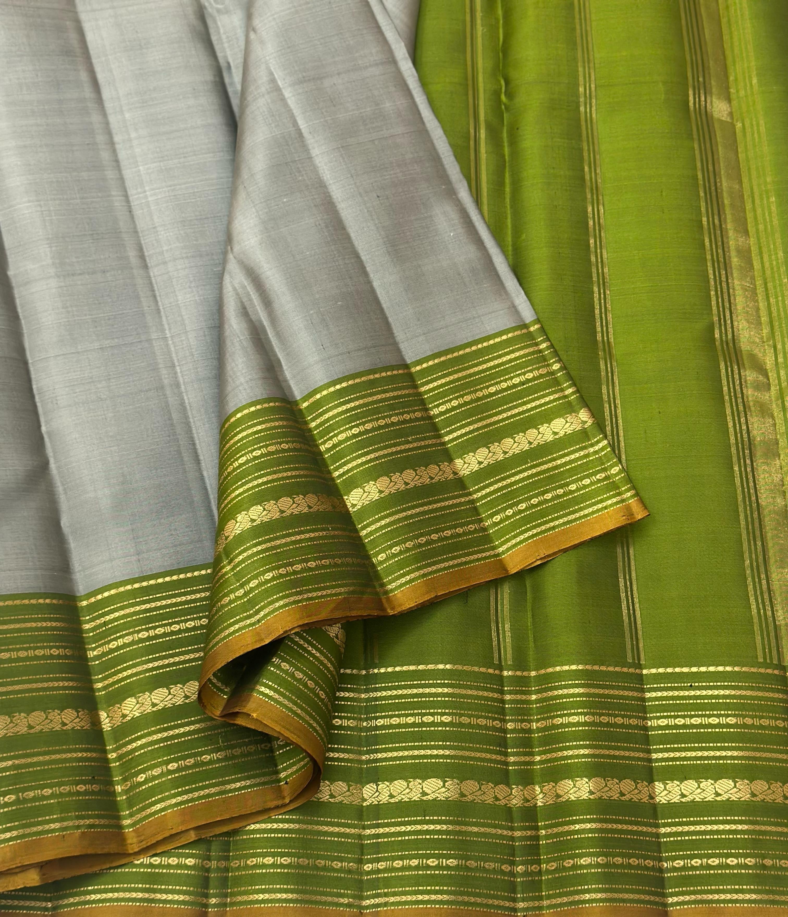 Classic Grey & Olive Green 1gm Zari Elegance Kanchipuram Handloom Silk Saree SS24760