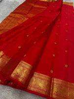 Load image into Gallery viewer, Classic Scarlet Red 2gm Zari Elegance Kanchipuram Handloom Silk Saree SS23750
