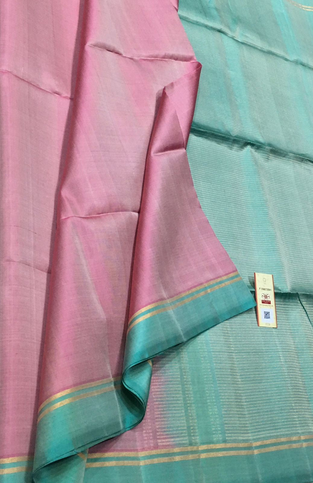 Classic Baby Pink & Sea Green Elegance Handloom Soft Silk Saree SS26469