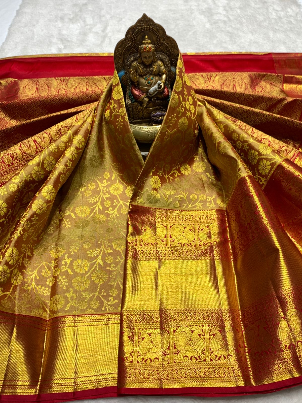 Classic Golden Mustard & Brick Red 2gm Zari Bridal Elegance Kanchipuram Handloom Silk Saree SS25356