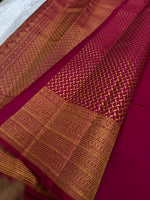 Load image into Gallery viewer, Classic Ruby Pink Bridal Elegance Kanchipuram Handloom Silk Saree SS27370
