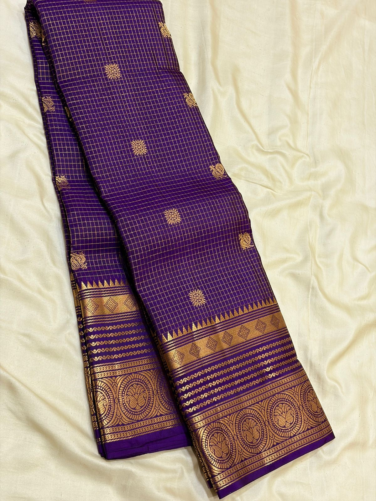 Classic Violet 1gm Zari Vaira Oosi Kanchipuram Handloom Silk Saree SS26655
