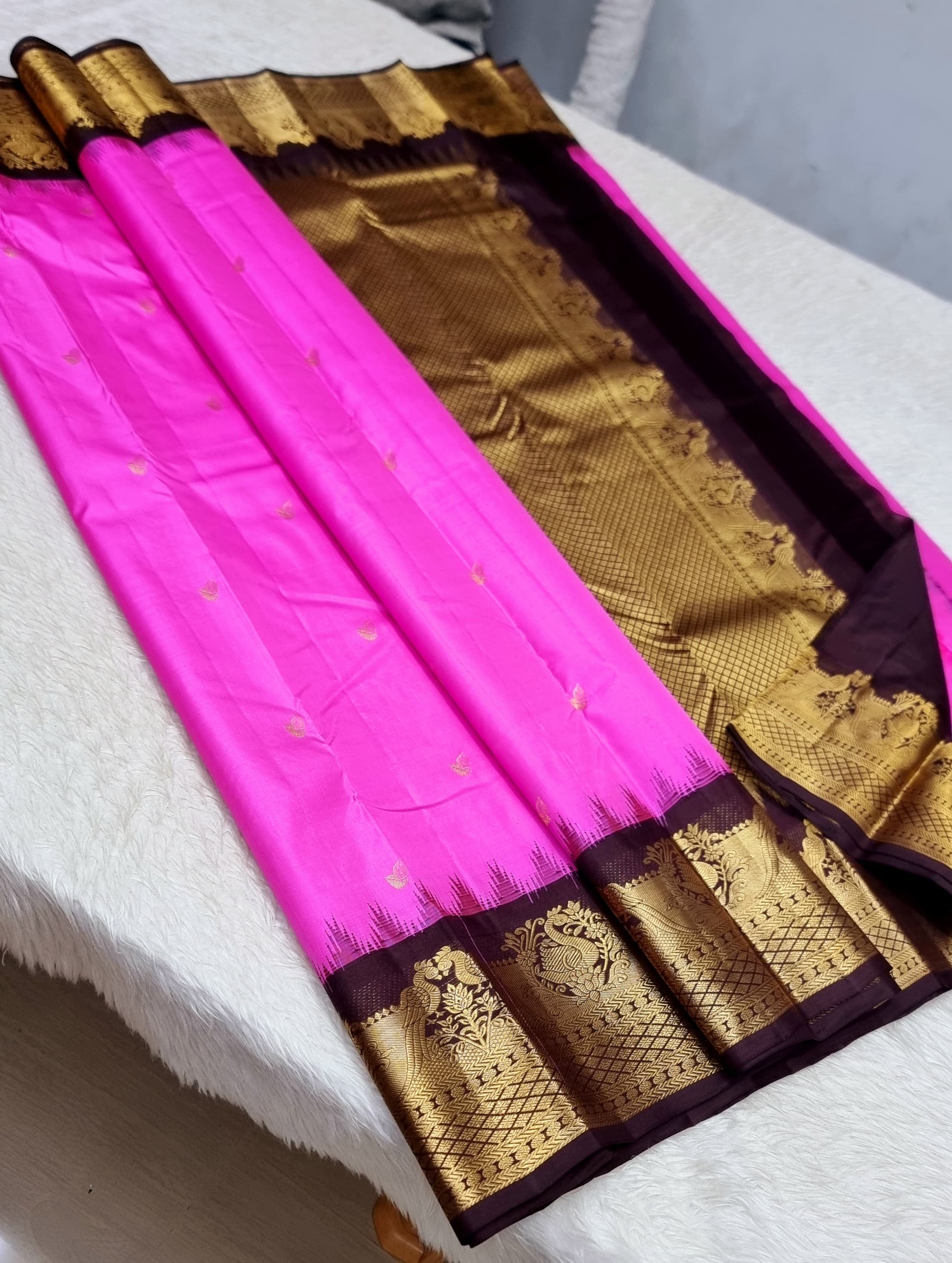 Classic Fuchsia Pink & Dark Brown 1gm Zari Kanchipuram Handloom Silk Saree SS25688