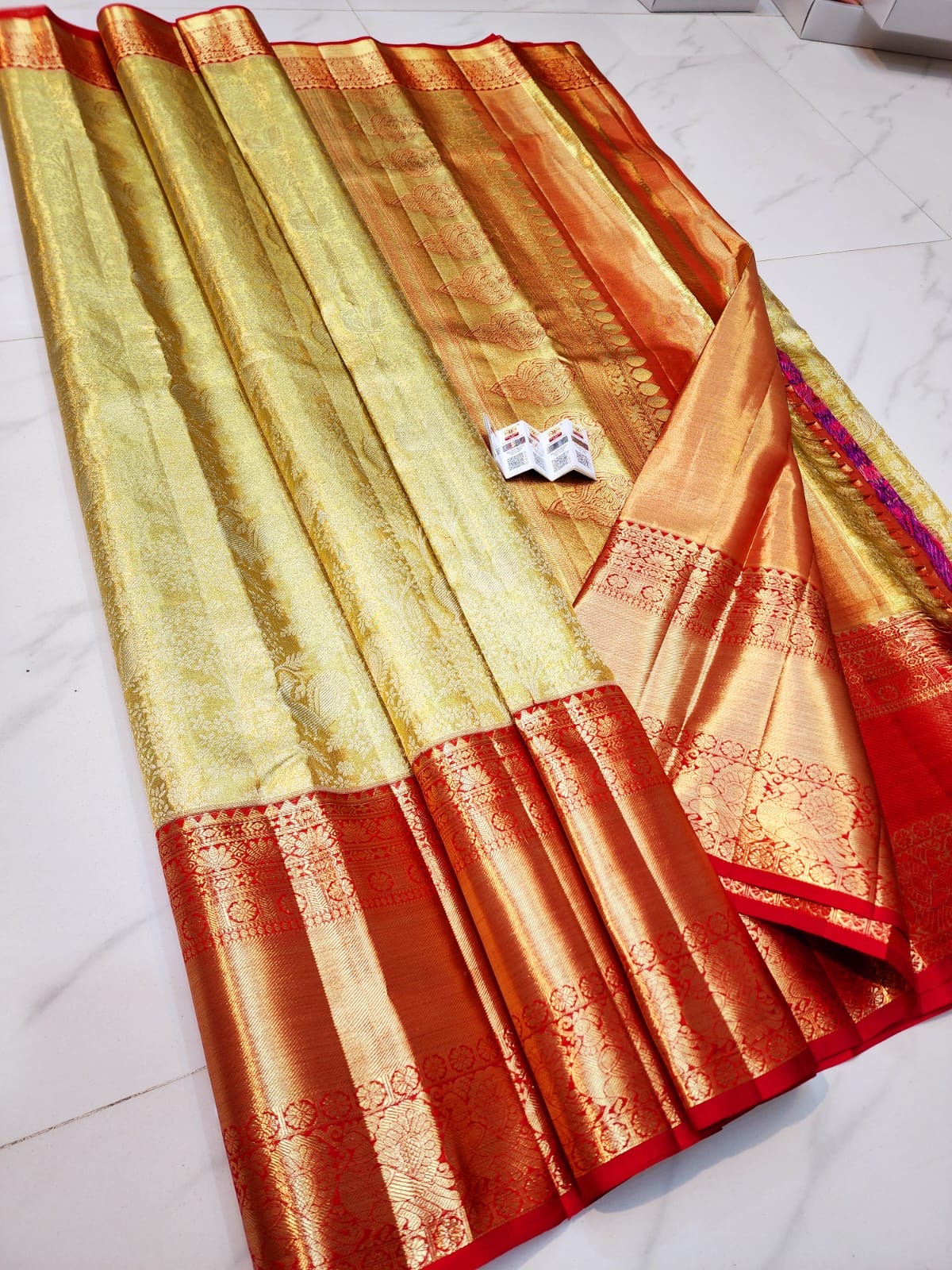Classic Tinted Yellow & Dark Red Bridal Elegance Kanchipuram Handloom Silk Saree SS25713
