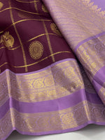 Load image into Gallery viewer, Classic Berry Plum &amp; Lavender 2gm Zari Bridal Elegance Kanchipuram Handloom Silk Saree SS27129
