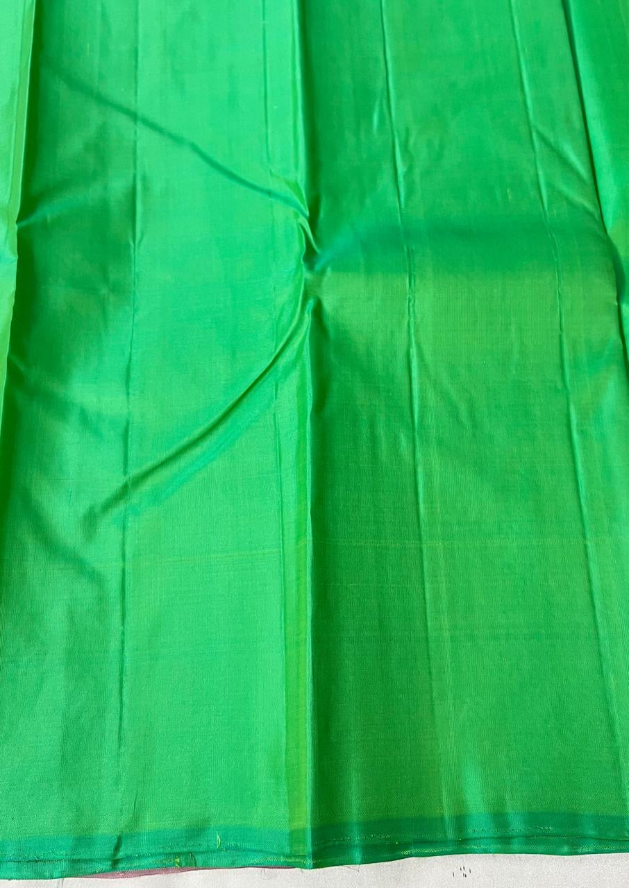 Classic Kelly Green & Pastel Mauve 2gm Zari Elegance Kanchipuram Handloom Silk Saree SS24128