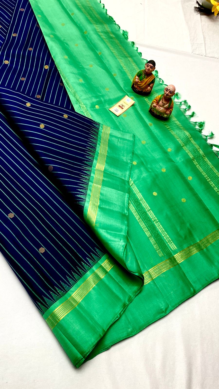 Classic Navy Blue & Sea Green Kanchipuram Handloom Silk Saree SS26049