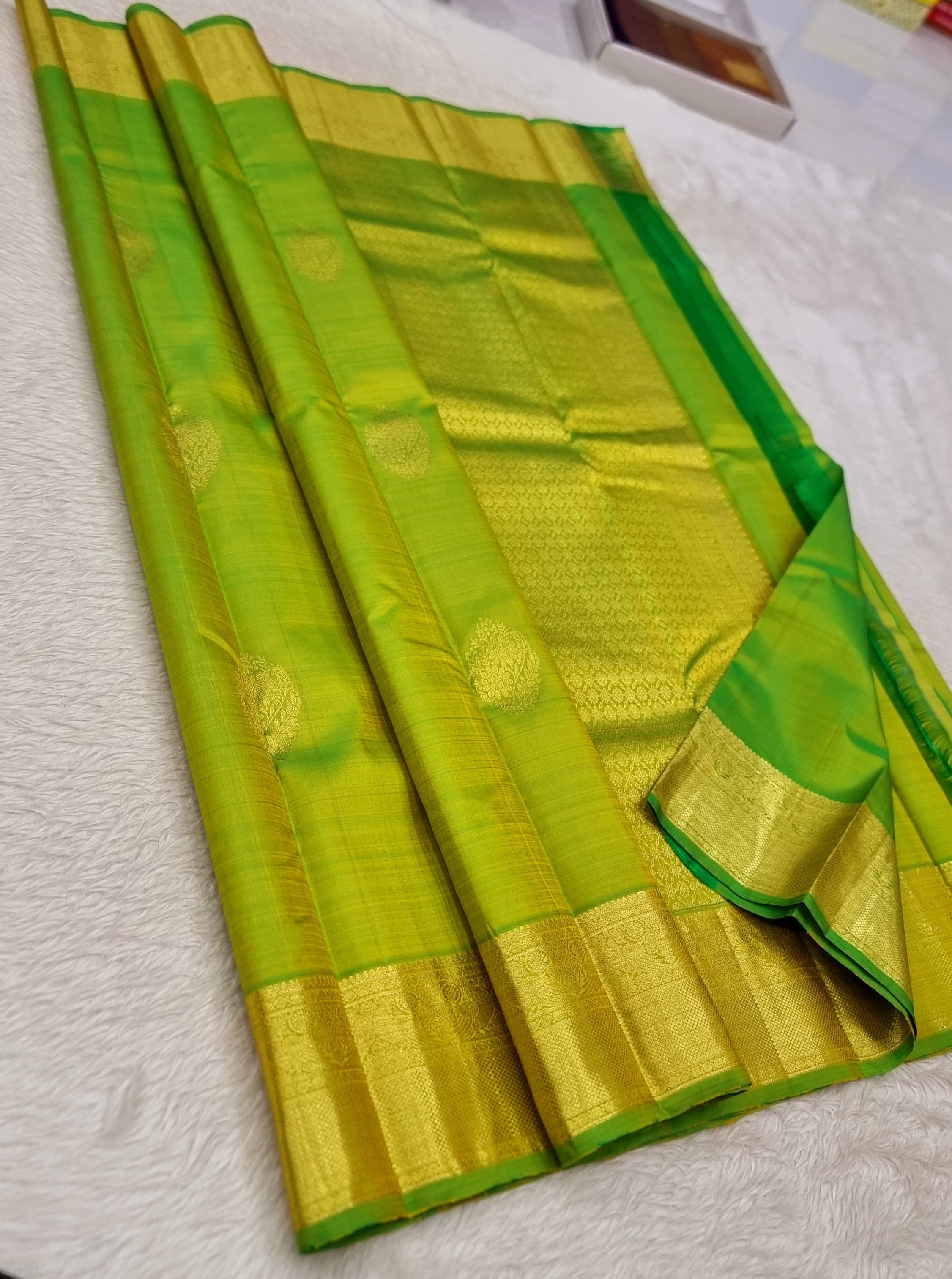 Classic Light Green 1gm Zari Kanchipuram Handloom Silk Saree SS25792