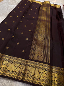 Classic Barn Red & Dark Mud Brown Kanchipuram Handloom Silk Saree SS25956