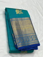 Load image into Gallery viewer, Classic Sea Green &amp; Royal Blue 2gm Zari Elegance Kanchipuram Handloom Silk Saree SS24126
