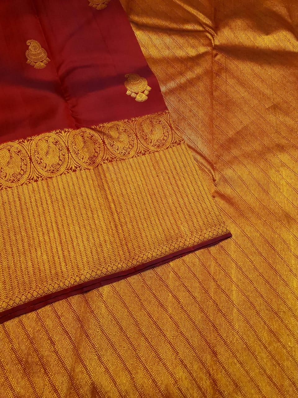 Classic Brick Red 2gm Zari Bridal Elegance Kanchipuram Handloom Silk Saree SS25917