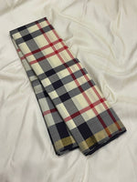 Load image into Gallery viewer, Classic Burberry Checks 1gm Elegance Kanchipuram Handloom Silk Saree SS27555
