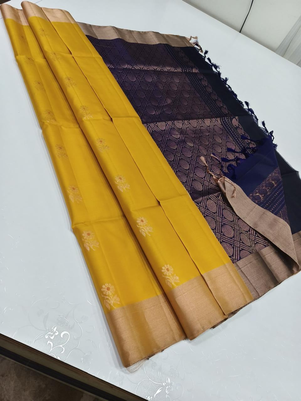 Classic Mustard Yellow & Navy Blue Elegance Handloom Soft Silk Saree SS25595