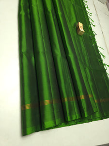 Classic Olive Green Elegance Plain Handloom Soft Silk Saree SS26442