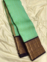 Load image into Gallery viewer, Classic Sea Green &amp; Aubergine Elegance Kanchipuram Silk Saree SS24213
