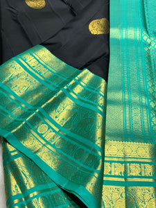 Classic Charcoal Black & Sea Green 2gm Zari Kanchipuram Handloom Silk Saree SS25830