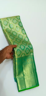 Load image into Gallery viewer, Classic Sea Green Elegance Kanchipuram Handloom Silk Saree SS24818
