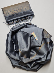 Metallic Grey Elegance Handloom Kanchipuram Soft Silk Saree SS22475