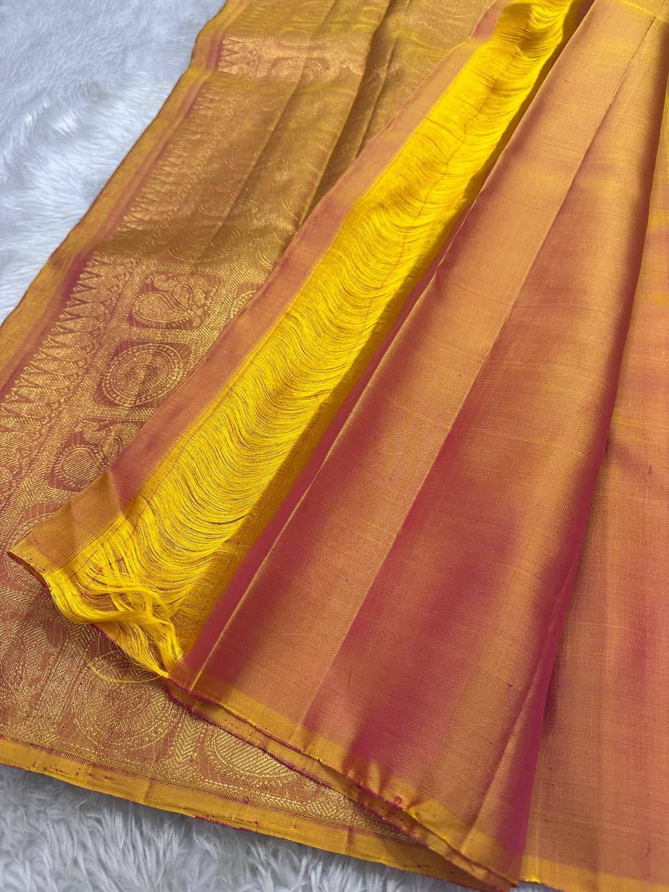 Classic Golden Yellow 2gm Zari Elegance Kanchipuram Handloom Silk Saree SS25494
