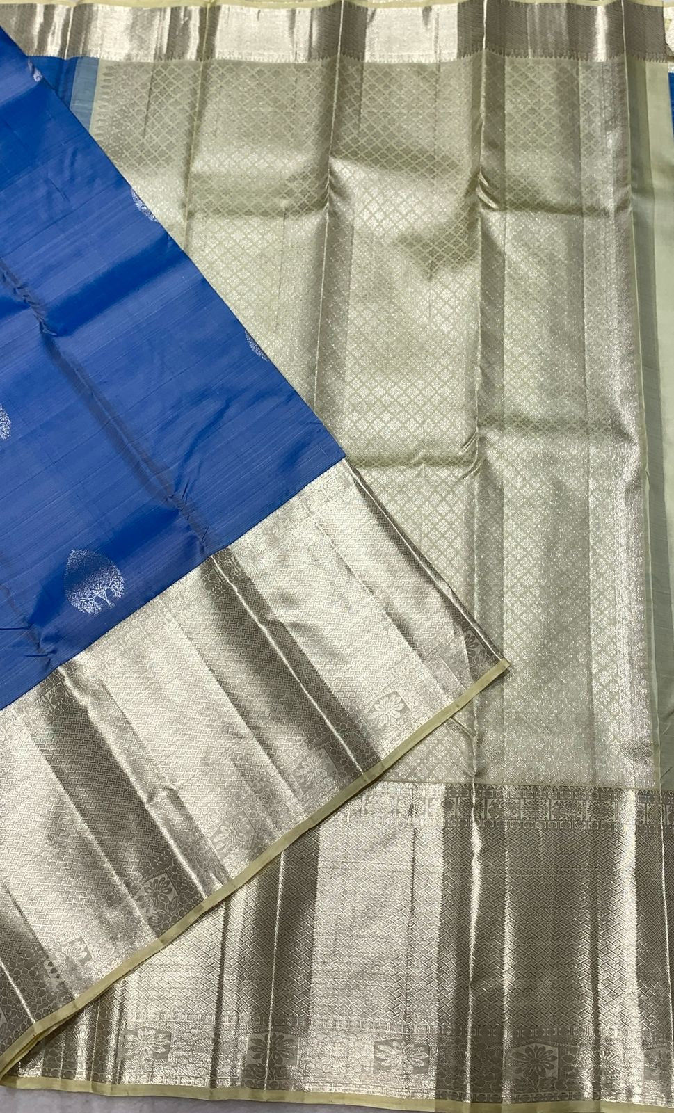 Classic Blue & Pista Green 2gm Zari Bridal Elegance Kanchipuram Handloom Silk Saree SS24399