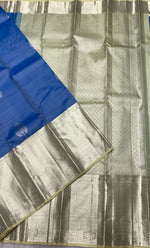 Load image into Gallery viewer, Classic Blue &amp; Pista Green 2gm Zari Bridal Elegance Kanchipuram Handloom Silk Saree SS24399
