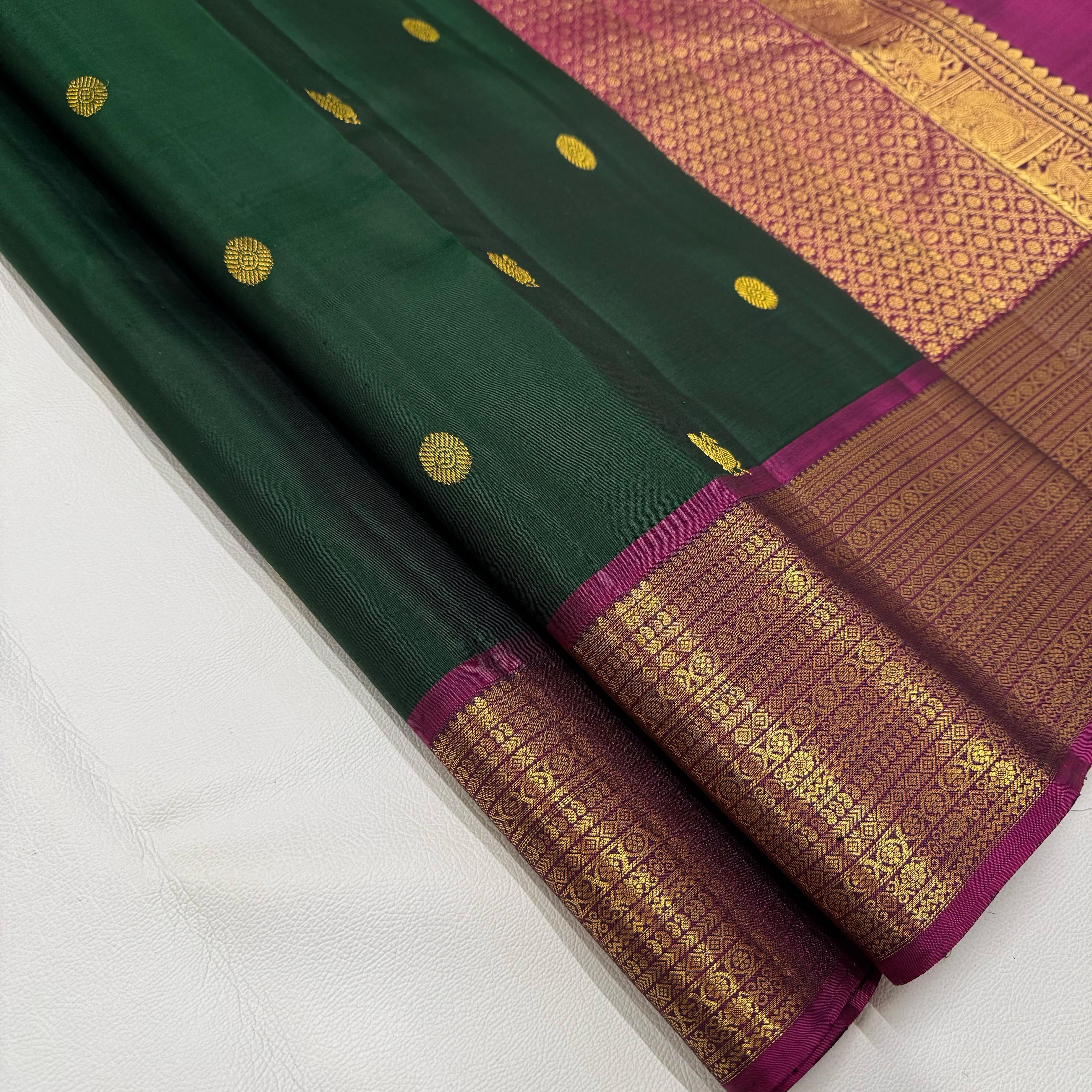 Classic Bottle Green & Deep Pink 1gm Zari Elegance Kanchipuram Handloom Silk Saree SS24847