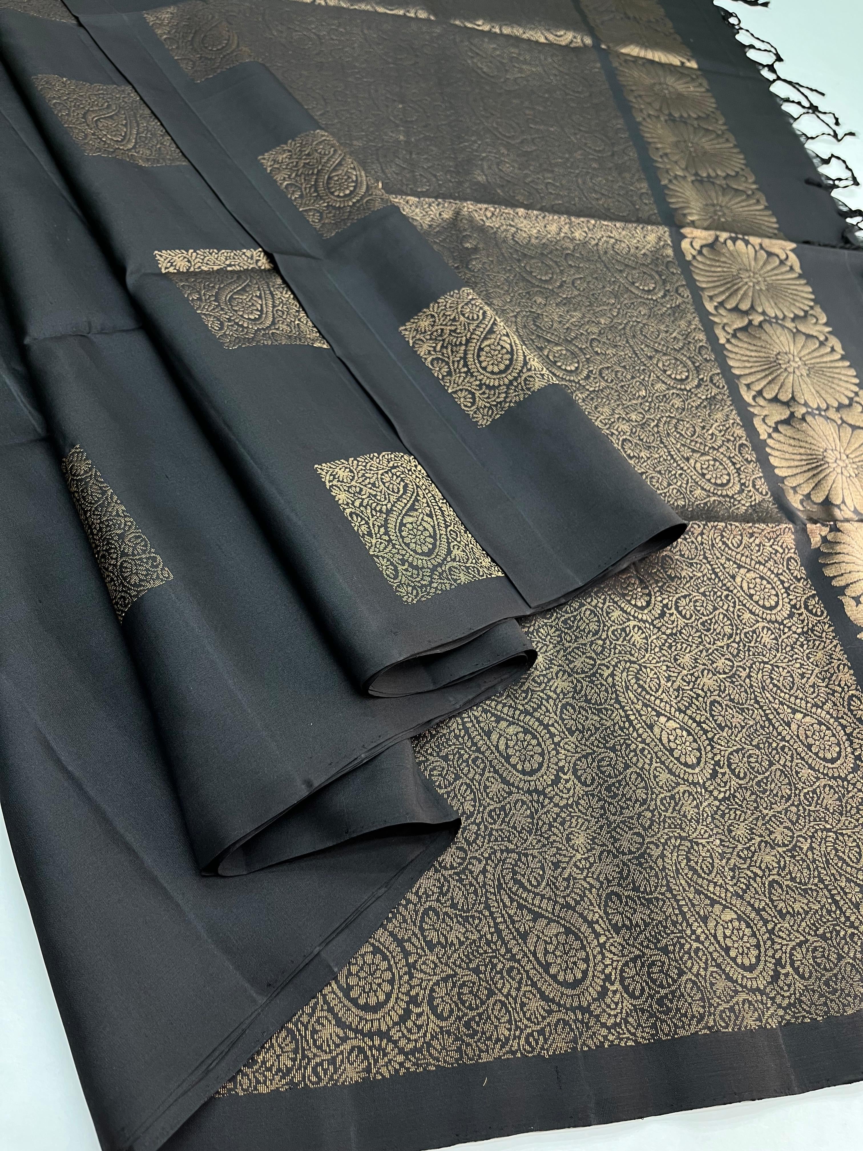 Classic Rave Black Elegance Handloom Soft Silk Saree SS24152