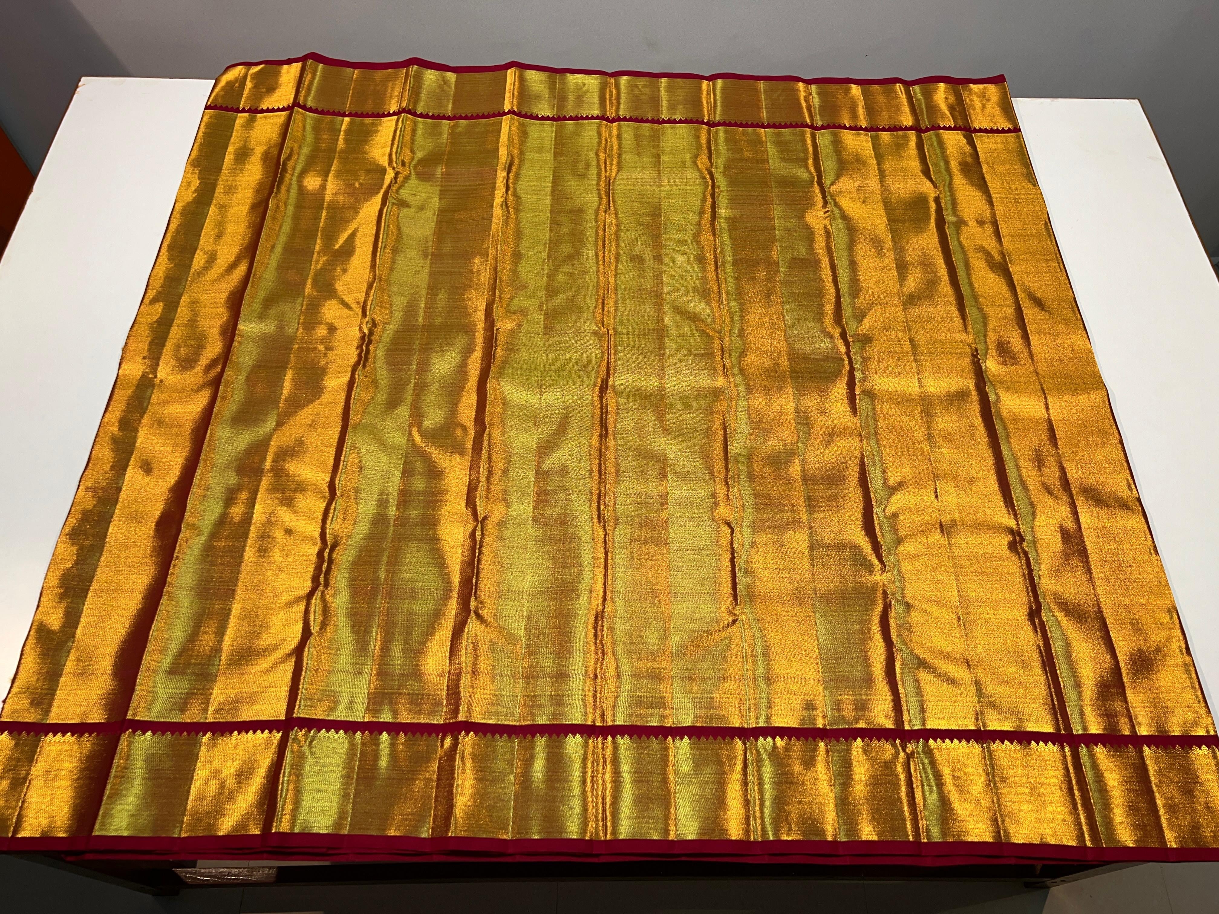 Classic Gold & Red 1gm Zari Bridal Elegance Kanchipuram Handloom Silk Saree SS25634