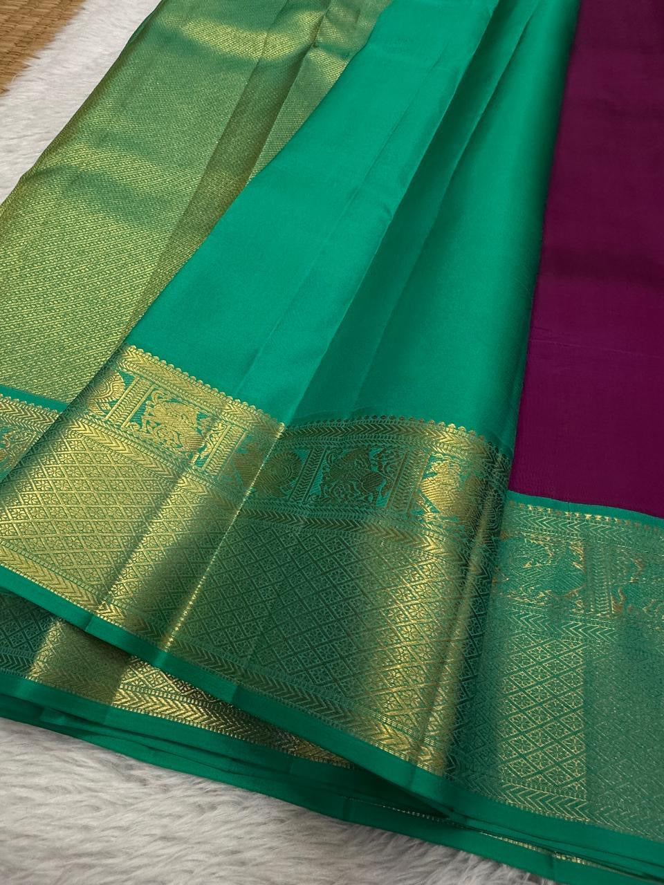 Classic Wine Red & Sea Green 2gm Zari Bridal Elegance Kanchipuram Handloom Silk Saree SS24480