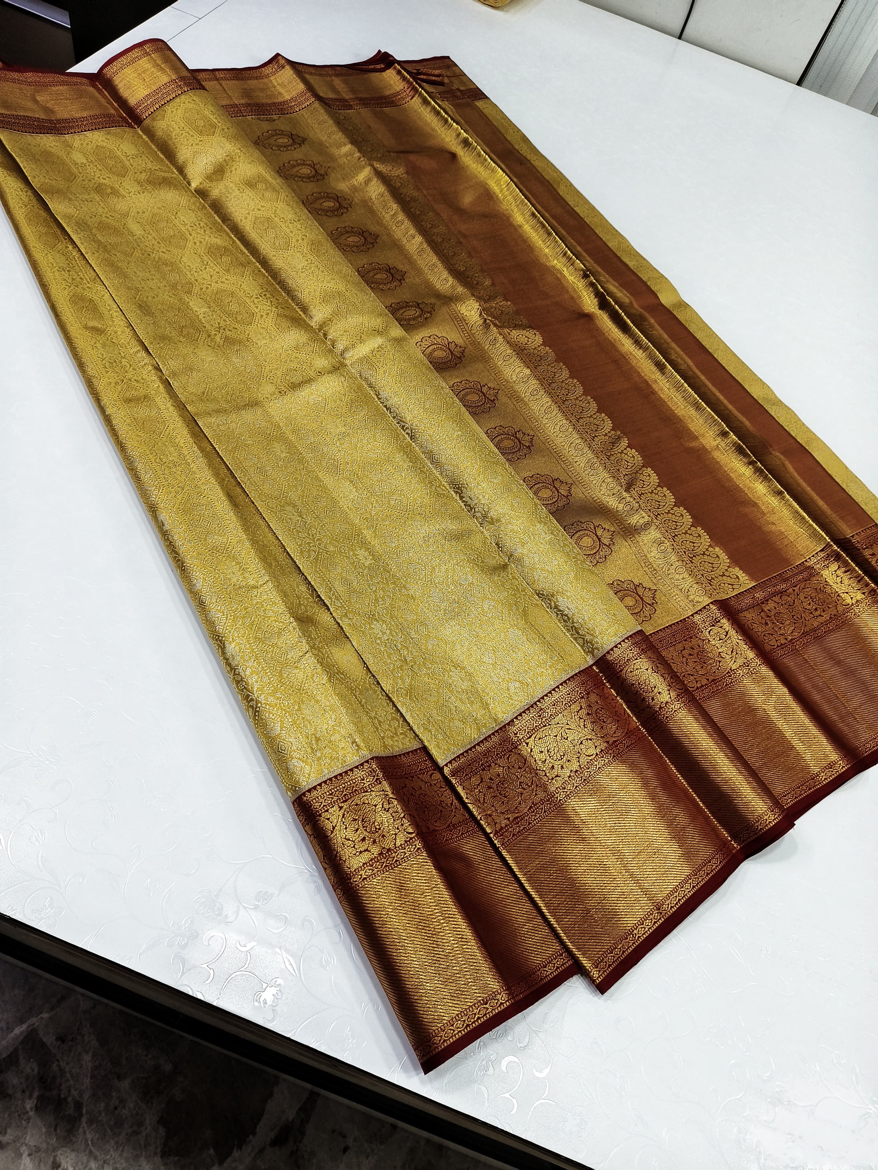 Classic Antique Gold & Barn Red 2gm Zari Bridal Elegance Kanchipuram Tissue Handloom Silk Saree SS24766