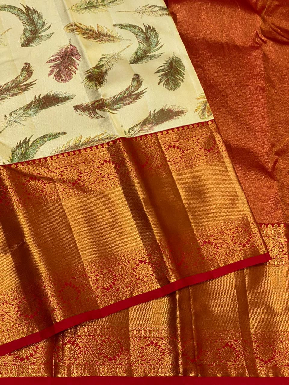 Classic Butter Cream & Chilly Red 2gm Zari Elegance Kanchipuram Handloom Silk Saree SS23605