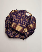 Load image into Gallery viewer, Classic Dark Aubergine Violet Double Warp Elegance Kanchipuram Handloom Silk Saree SS27170
