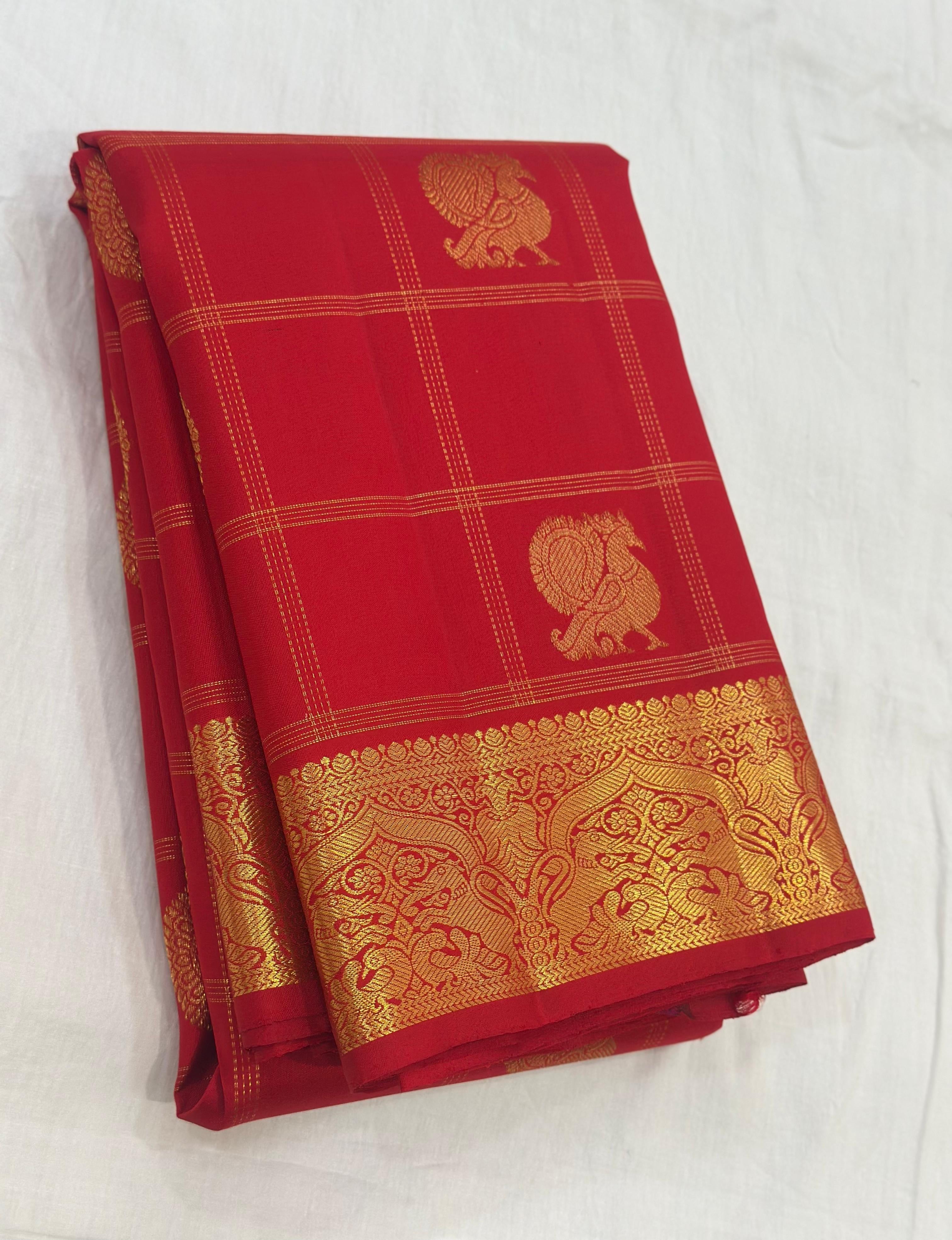 Classic Scarlet Red 1gm Zari Kanchipuram Handloom Silk Saree SS25645