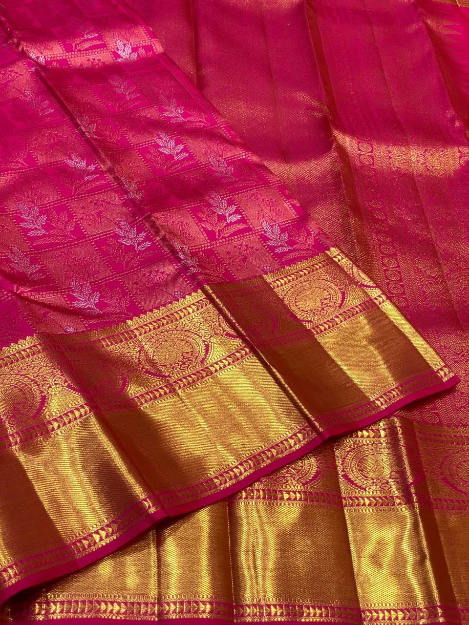 Classic Deep Pink 3gm Zari Meenakari Brocade Bridal Elegance Kanchipuram Handloom Silk Saree SS24703