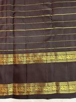 Load image into Gallery viewer, Classic Barn Red &amp; Dark Brown Chocolate 2gm Zari Kanchipuram Handloom Silk Saree SS25837
