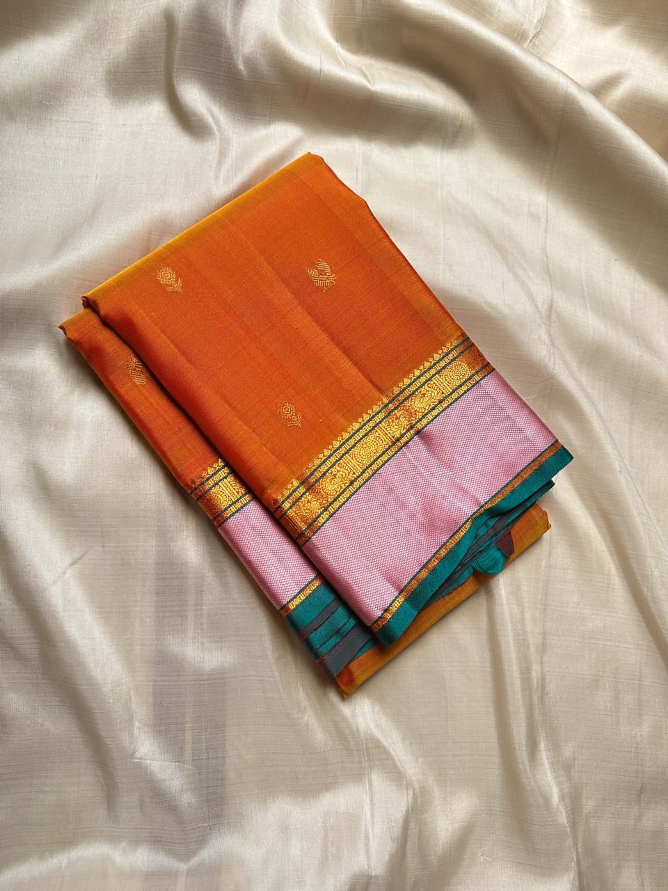 Classic Orange & Pale Pink Elegance Kanchipuram Handloom Silk Saree SS24535