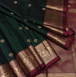 Load image into Gallery viewer, Classic Bottle Green &amp; Ruby Red Elegance Kanchipuram Handloom Silk Saree SS27655
