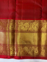 Load image into Gallery viewer, Classic Vintage Green &amp; Dark Red 2gm Zari Hamsa Design Bridal Elegance Kanchipuram Handloom Silk Saree SS27825
