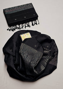 Classic Charcoal Black Elegance Handloom Soft Silk Saree SS25666