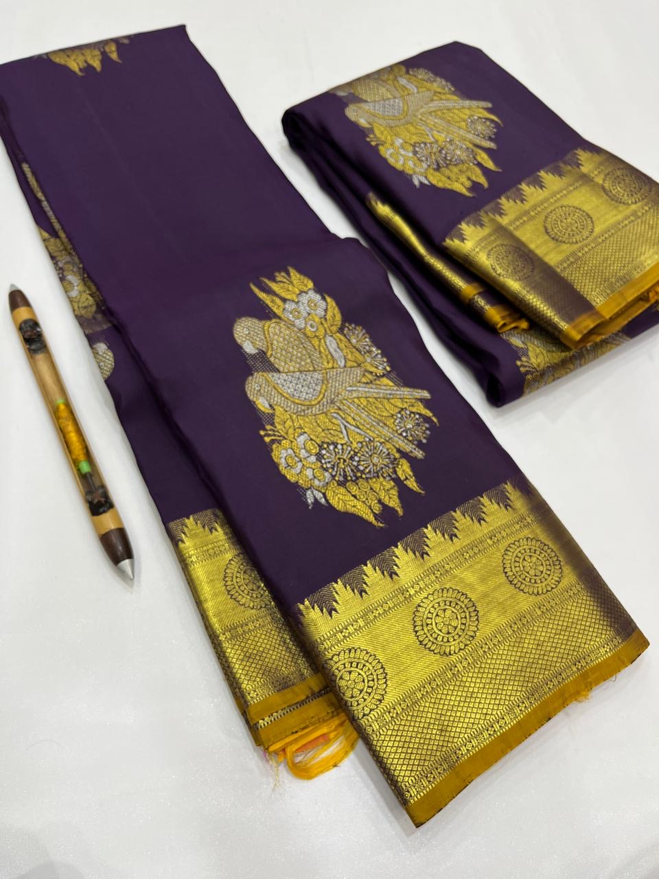 Classic Metallic Purple & Yellow Kanchipuram Handloom Silk Saree SS25966