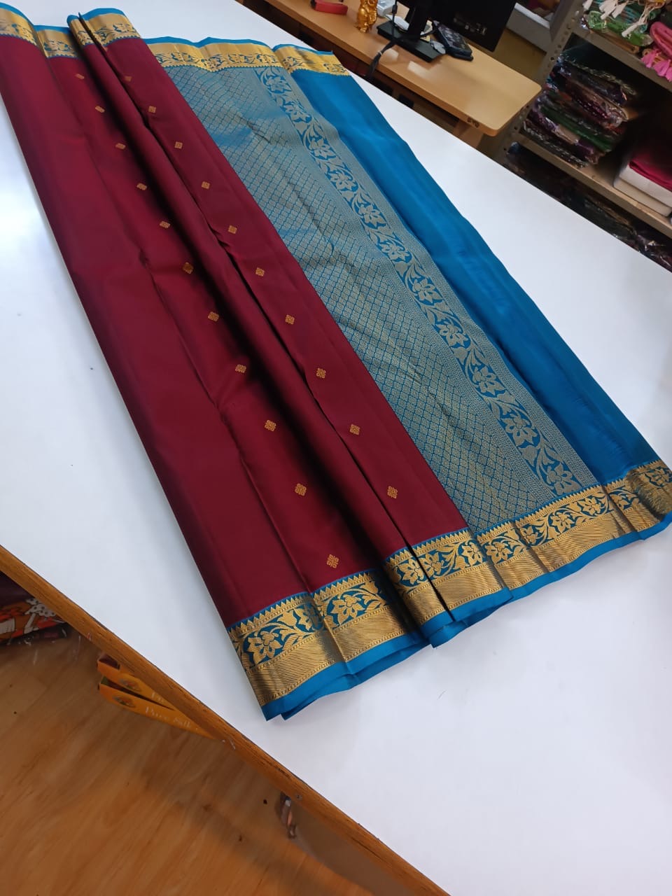 Dark Ruby Red & Azure Blue Kanchipuram Handloom Silk Saree SS25865