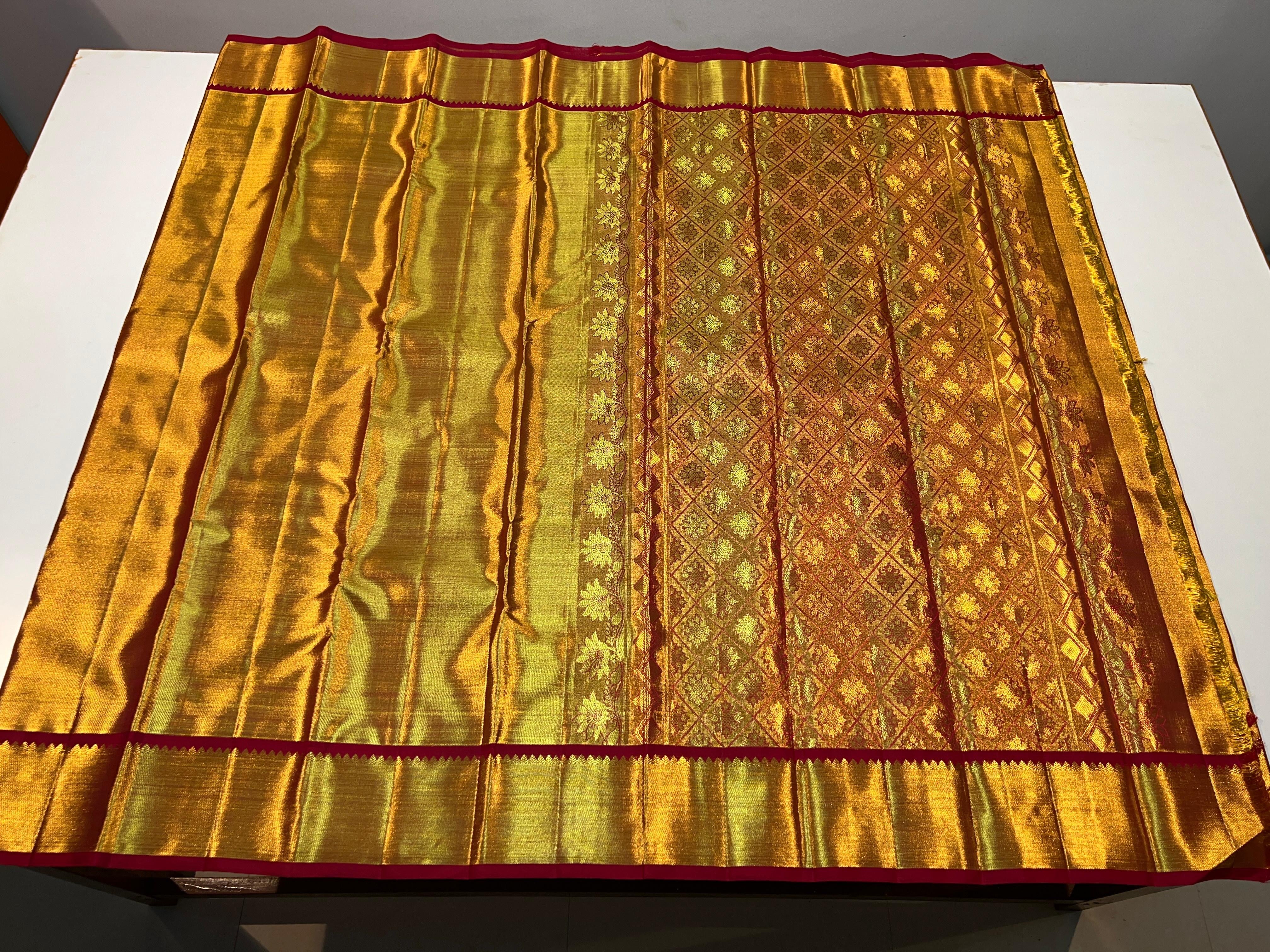 Classic Gold & Red 1gm Zari Bridal Elegance Kanchipuram Handloom Silk Saree SS25634